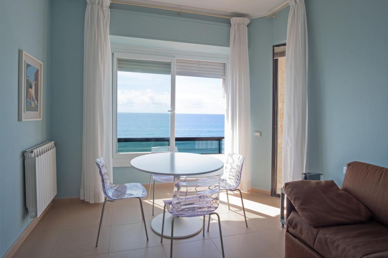 Residence Sole Mare Alaxi Hotels 阿拉西奥 外观 照片