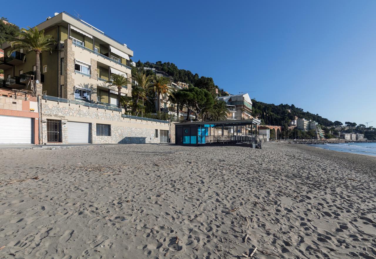 Residence Sole Mare Alaxi Hotels 阿拉西奥 外观 照片